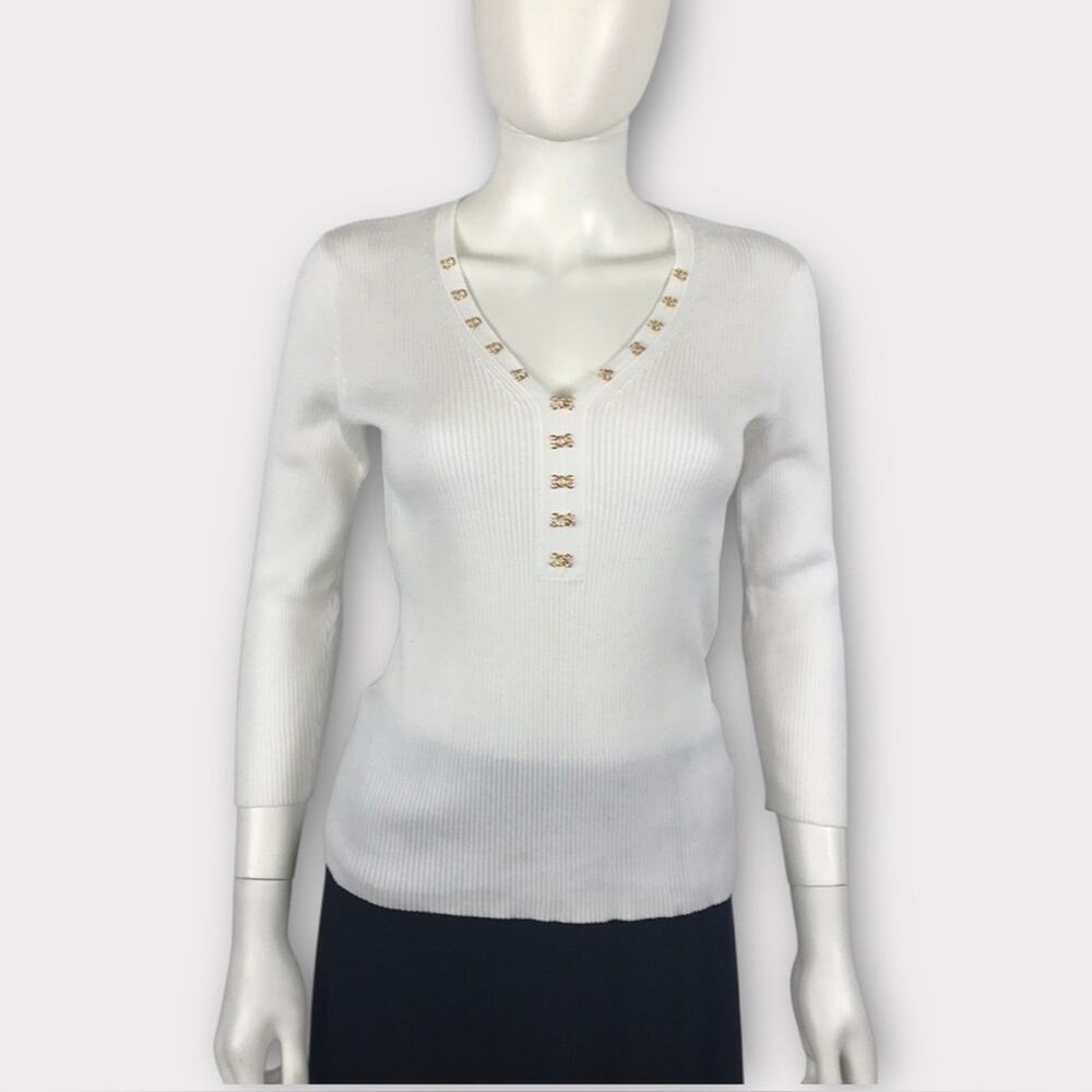 Jones NY White V-Neck Blouse 100% Cotton Ribbed with Gold Accents